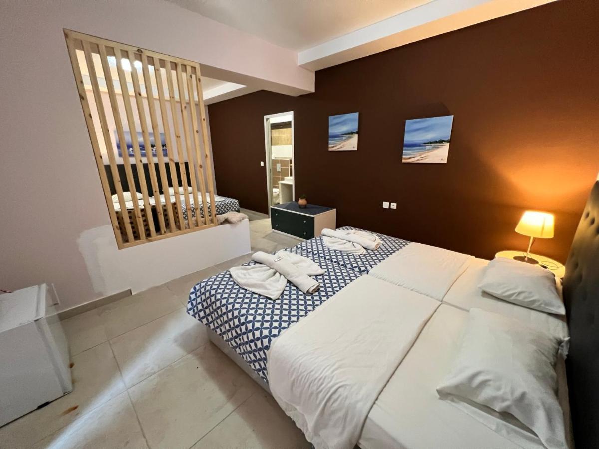 Golden days Hotel Afantou Eksteriør billede